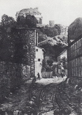 
	
		
	
	
		
			Stadtmauer und Schalenturm mit einem bewohnten Vorbau. Große Bergstraße mit Blick zum Schloss, vor 1850
		
	

<br>- Stadtarchiv Wernigerode