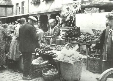 Wochenmarkt nach 1920
- Dieter Oemler