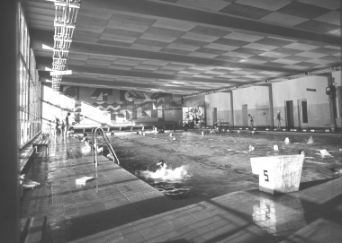 Schwimmhalle Wernigerode
<br>- Dieter Oemler