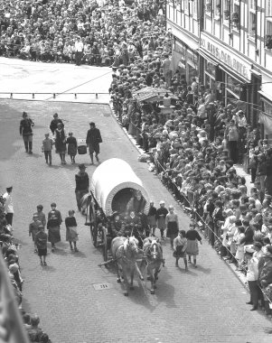 Festumzug zum 750sten Stadtjubiläum
<br>- Dieter Oemler