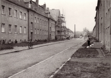 Seigerhüttenweg
- Mahn-und Gedenkstätte Archiv